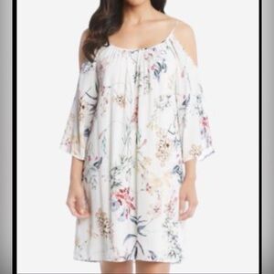 Bailey Blue  XL Juniors Floral cold Shoulder Dress New without Tag